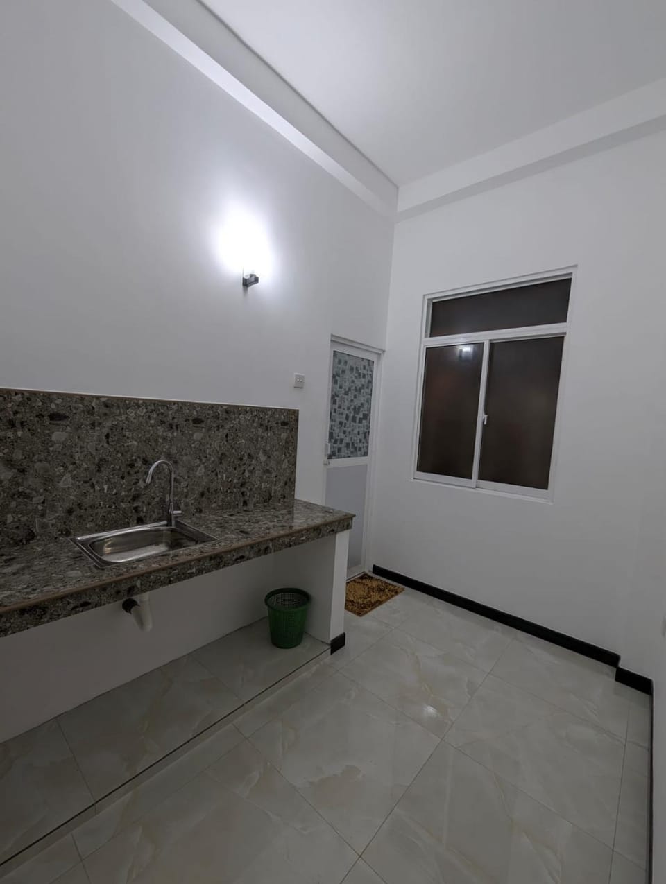 Property building, Kitchen or kitchenette, kitchen