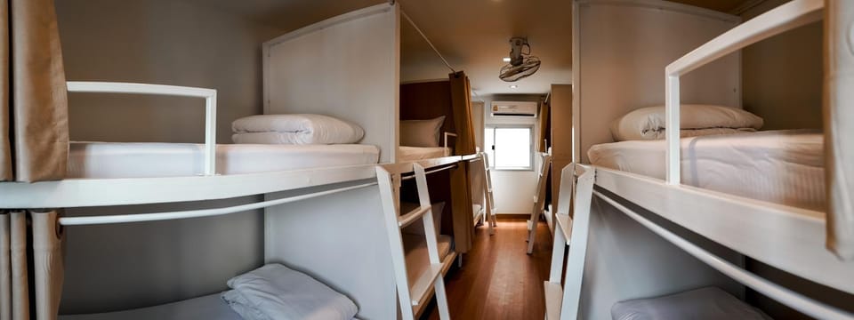 Photo of the whole room, bunk bed