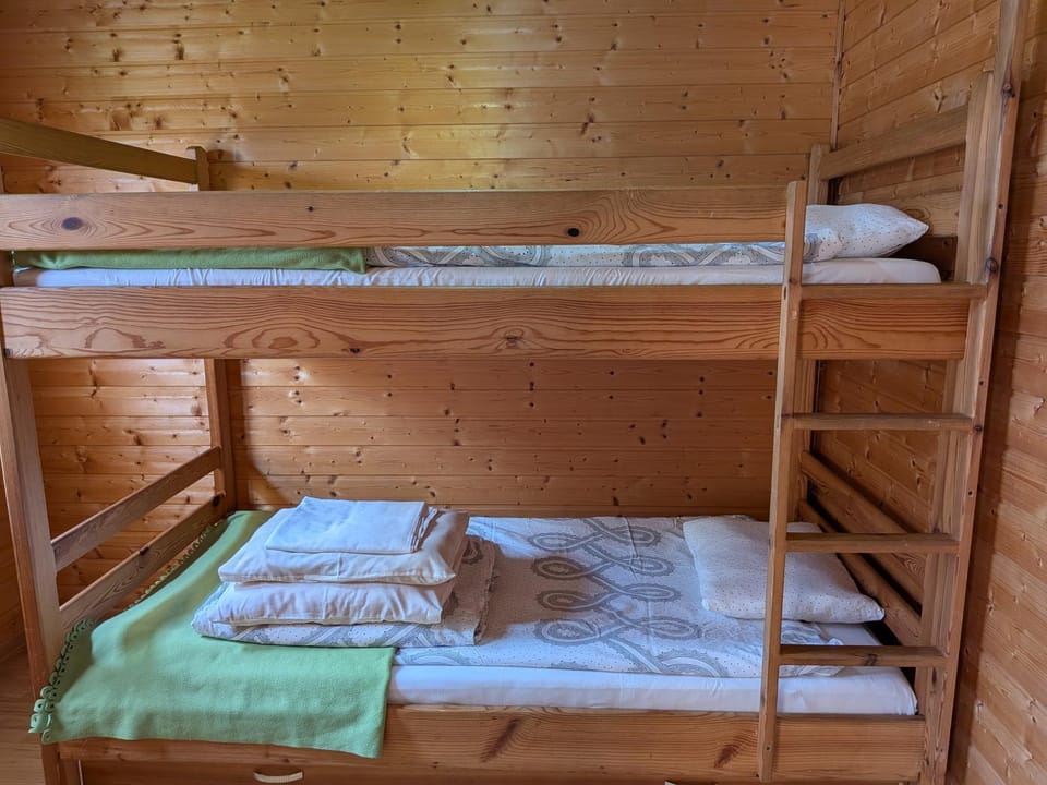 children, bunk bed