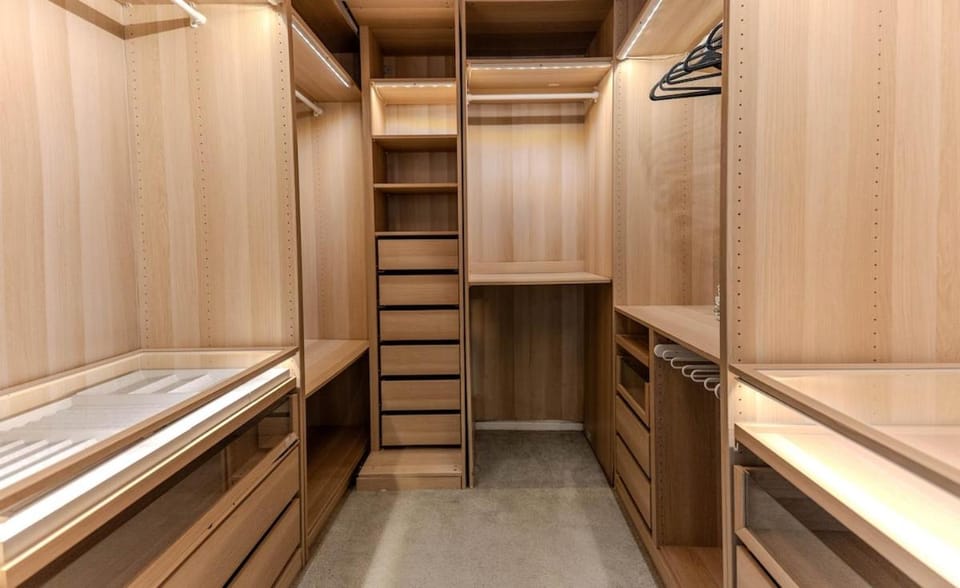 wardrobe