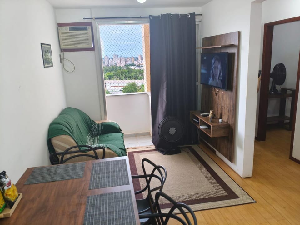 Communal lounge/ TV room, TV and multimedia, Living room, Seating area, Dining area