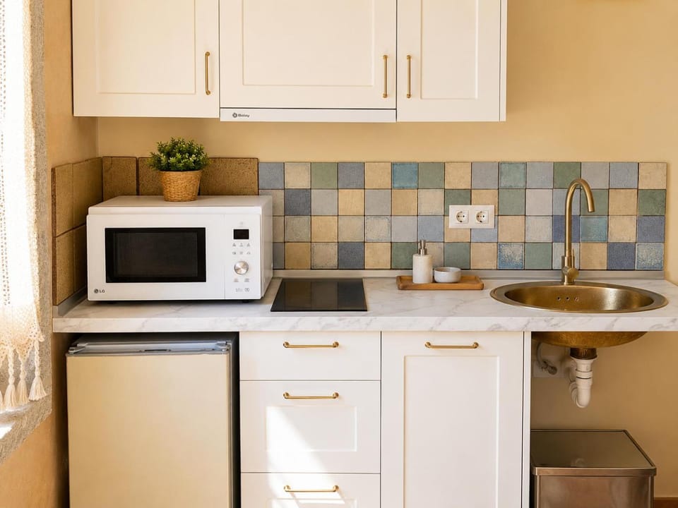 dishwasher, stove, toaster