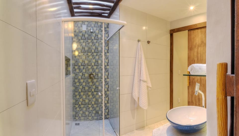 Shower, Toilet, Bathroom, Photo of the whole room