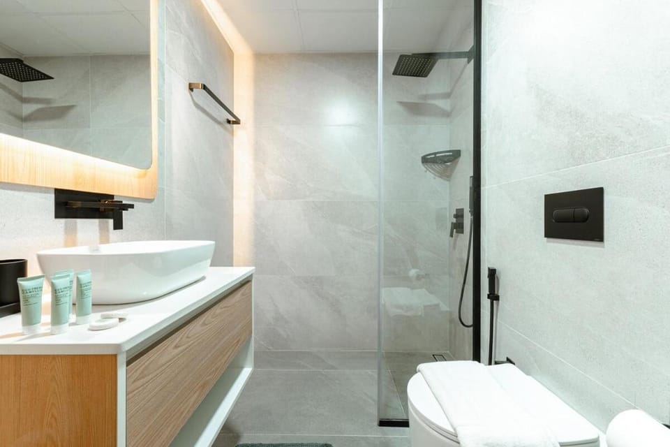 Luxury 1 bedroom apartment in JVC with balcony Apartment in Dubai