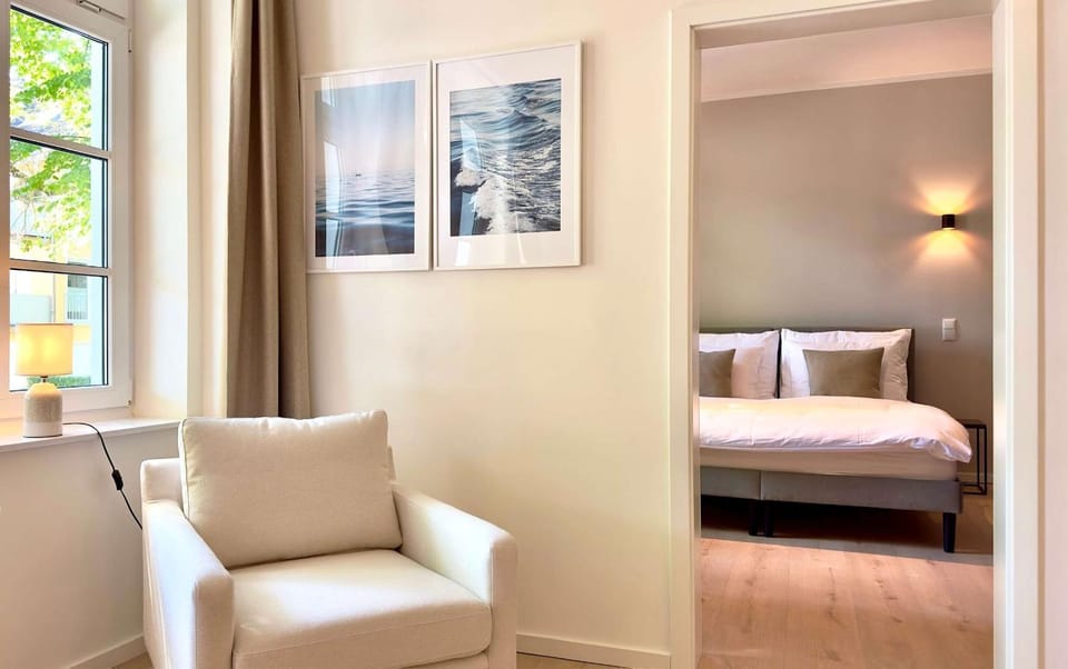 Living room, Photo of the whole room