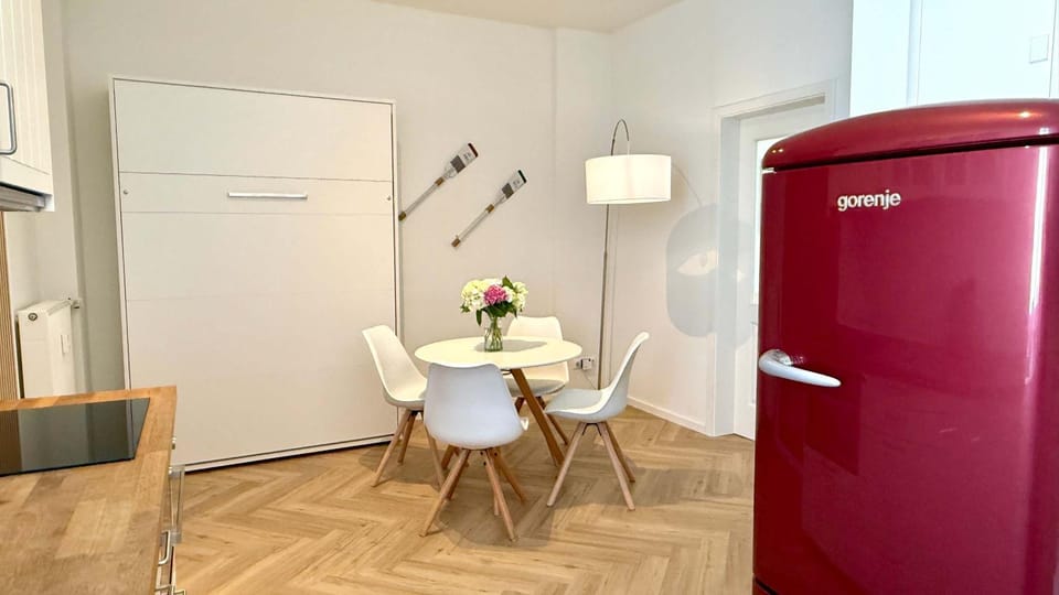 Dining area, Bedroom