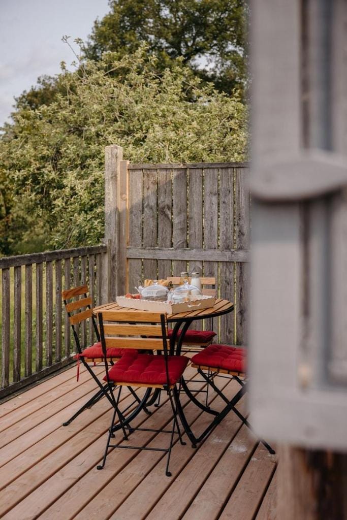 Cabane Pomme d'Amour Nature lodge in Brittany