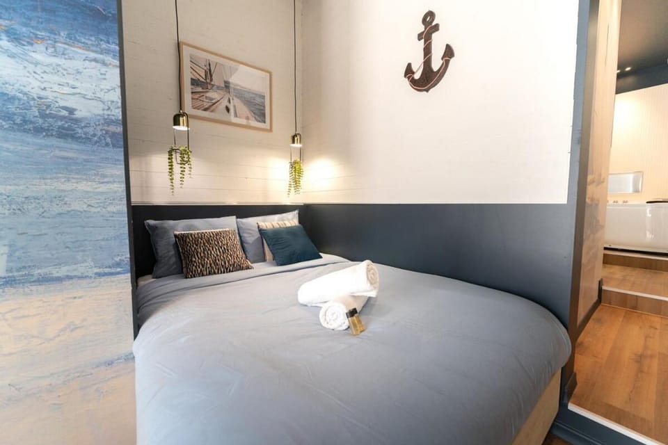 Ambiance mer avec balnéo Apartment in Nice