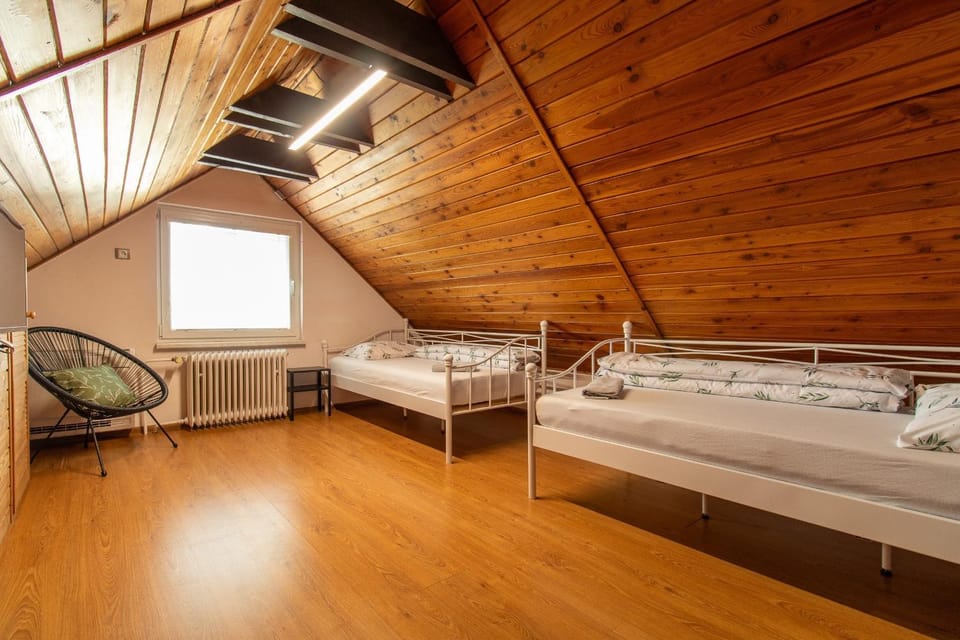 Bed, Living room, Photo of the whole room, Seating area, Bedroom