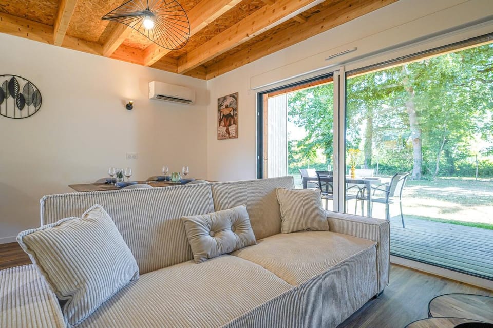 Cottage 41 - Golf et piscine - 4 personnes House in Pays de la Loire