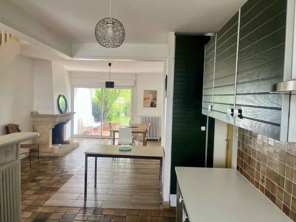 Maison pour 8 proche centre ville House in La Rochelle