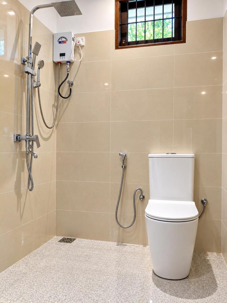 Shower, Toilet, Bathroom