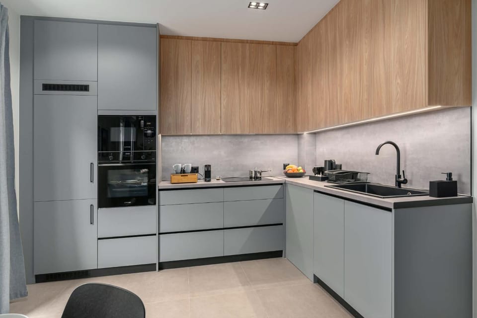 Kitchen or kitchenette