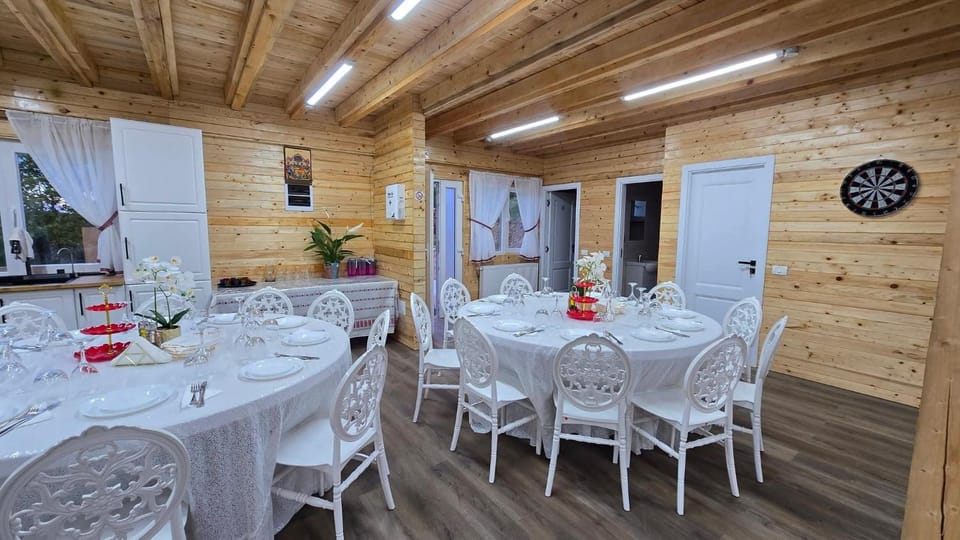 Cabana Cucului - În vârf pe deal Rediu,Iasi Chalet in Romania