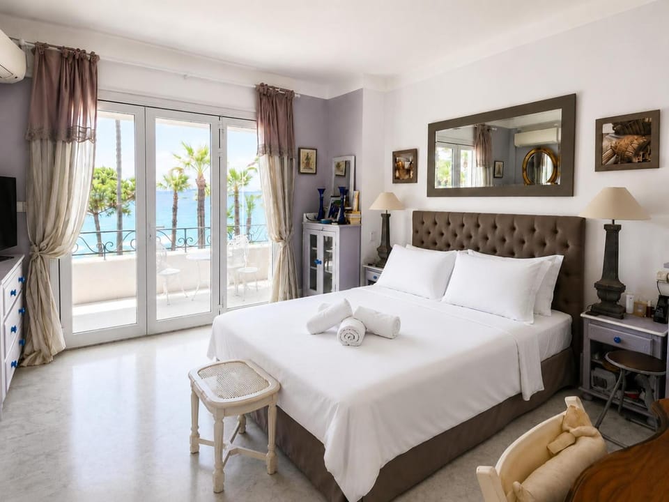 Luxury Sea View Apartment La Croisette Sweet Accommodation Apartment in Cannes
