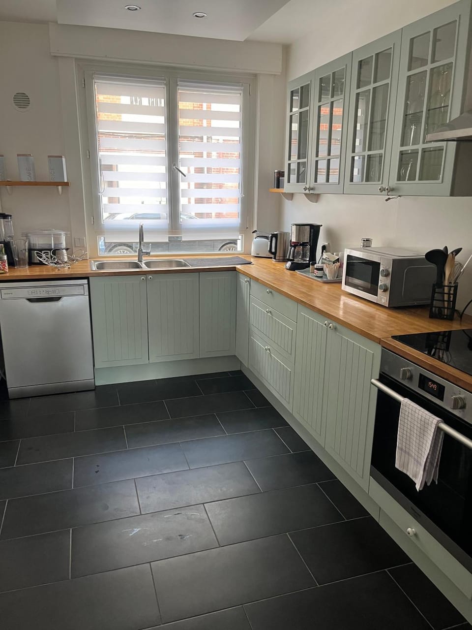 Beautiful 6 bedroom house - close beach House in Calais