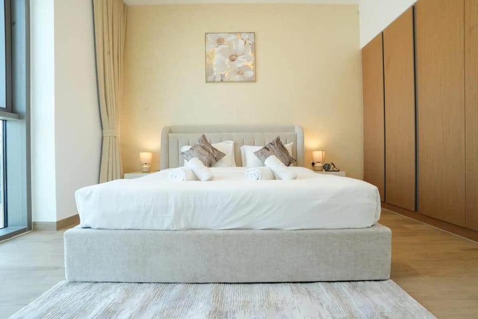Bedroom, wardrobe