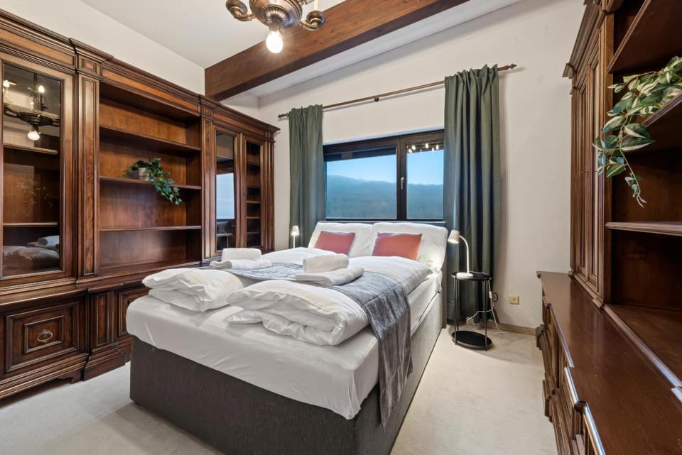 Bed, Photo of the whole room, Bedroom, towels, wardrobe