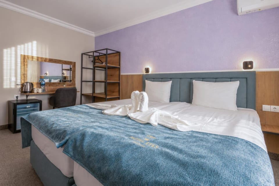 Хотел EFES Hotel in Burgas