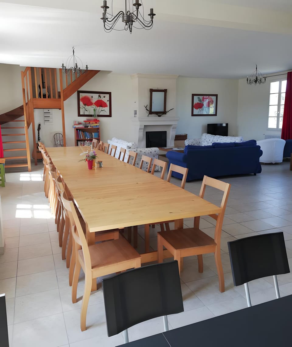 Property building, Living room