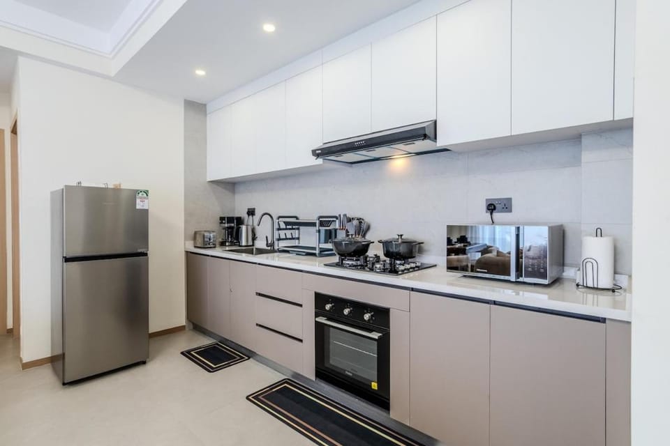 Urban Nest Westlands - Riverside Arboretum Views, Pool & Gym Apartment in Nairobi County