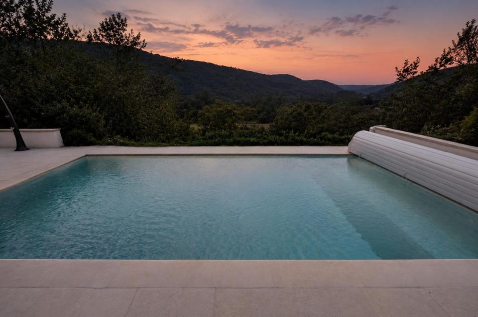 Pool view, Swimming pool
