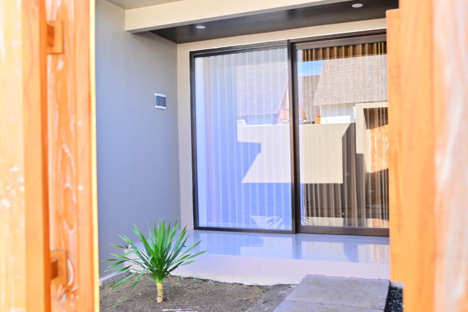 Property building, Balcony/Terrace