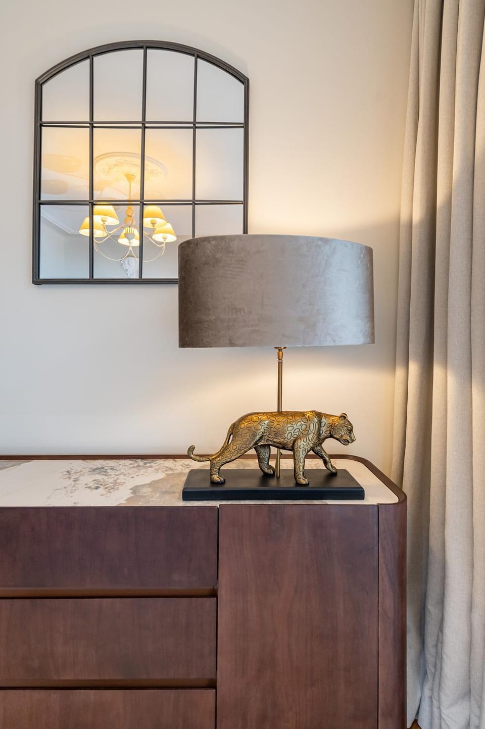 Living room, Decorative detail