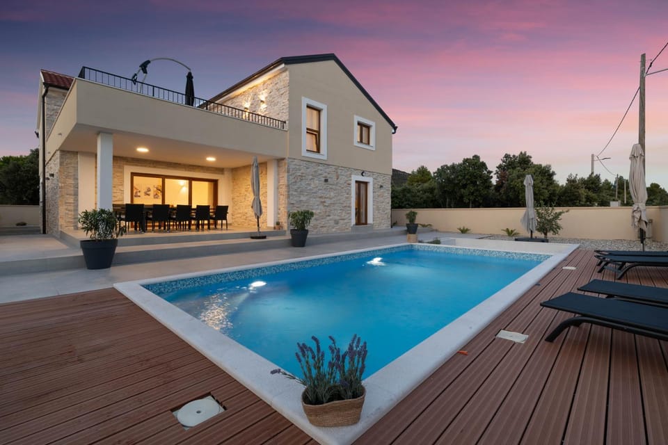 La'MaTo with padel-Sole heaven villas Villa in Biograd na Moru