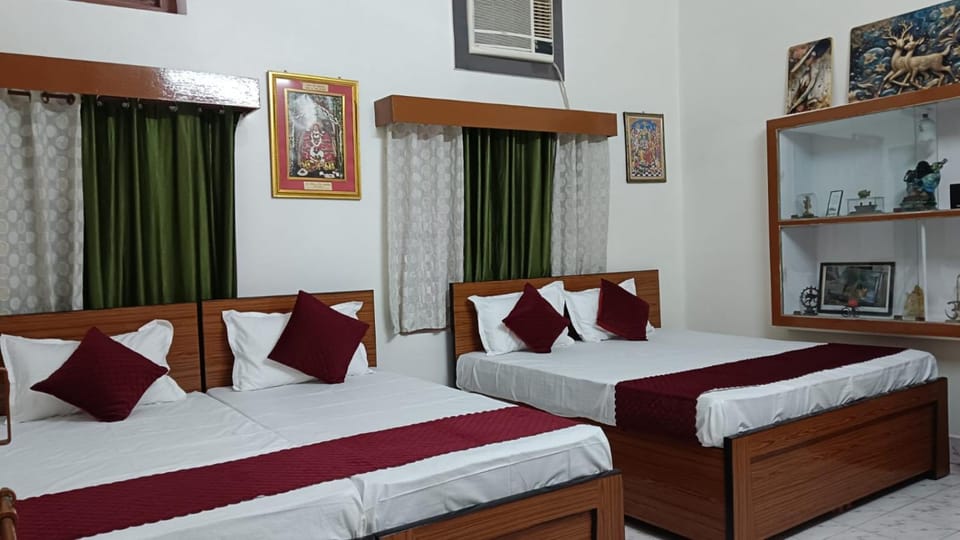 Shri jee kunj Home Stay Vacation rental in Varanasi