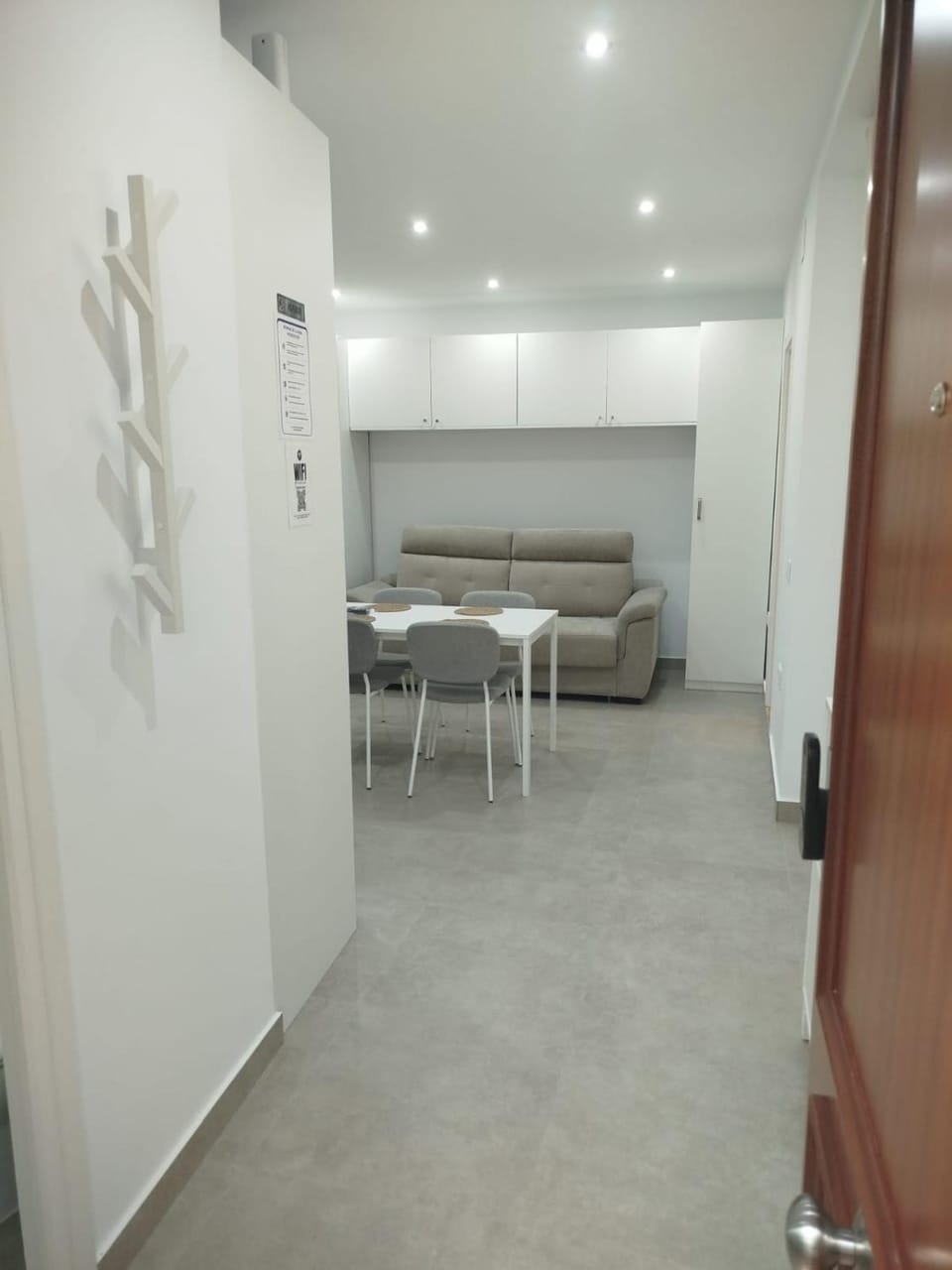 Communal lounge/ TV room, Living room, Lobby or reception