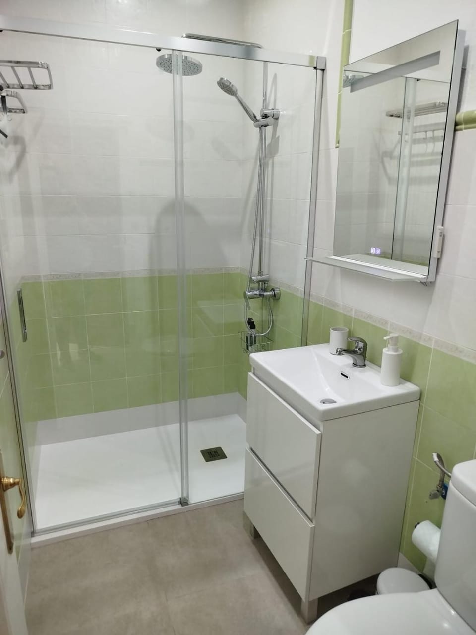 Shower, Toilet, Bathroom