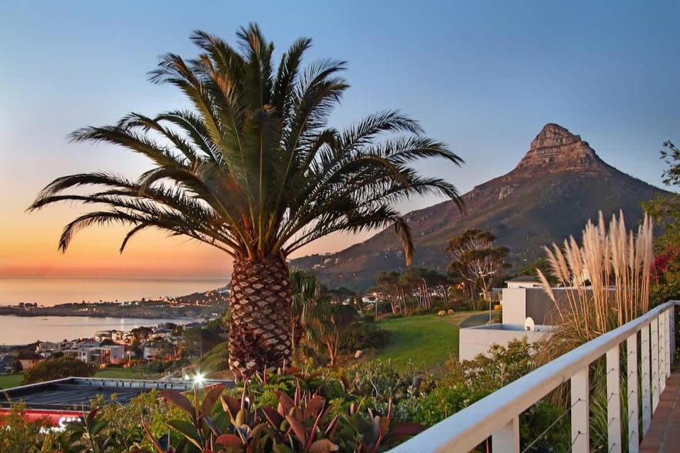 Rontree Camps Bay - Home with Pool & Ocean Views House in Cape Town