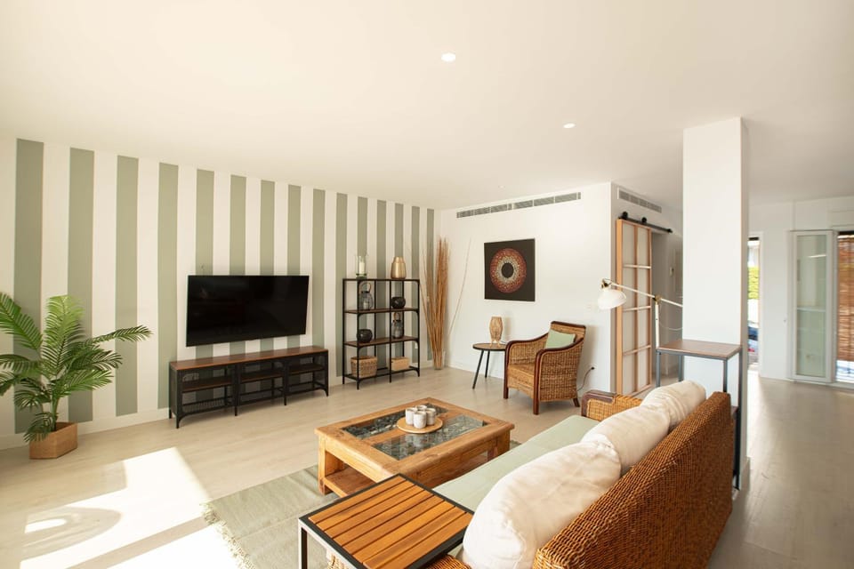 Property building, Living room
