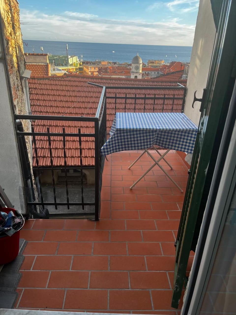 Appartamento tra le finestre blu della pigna Apartment in Sanremo