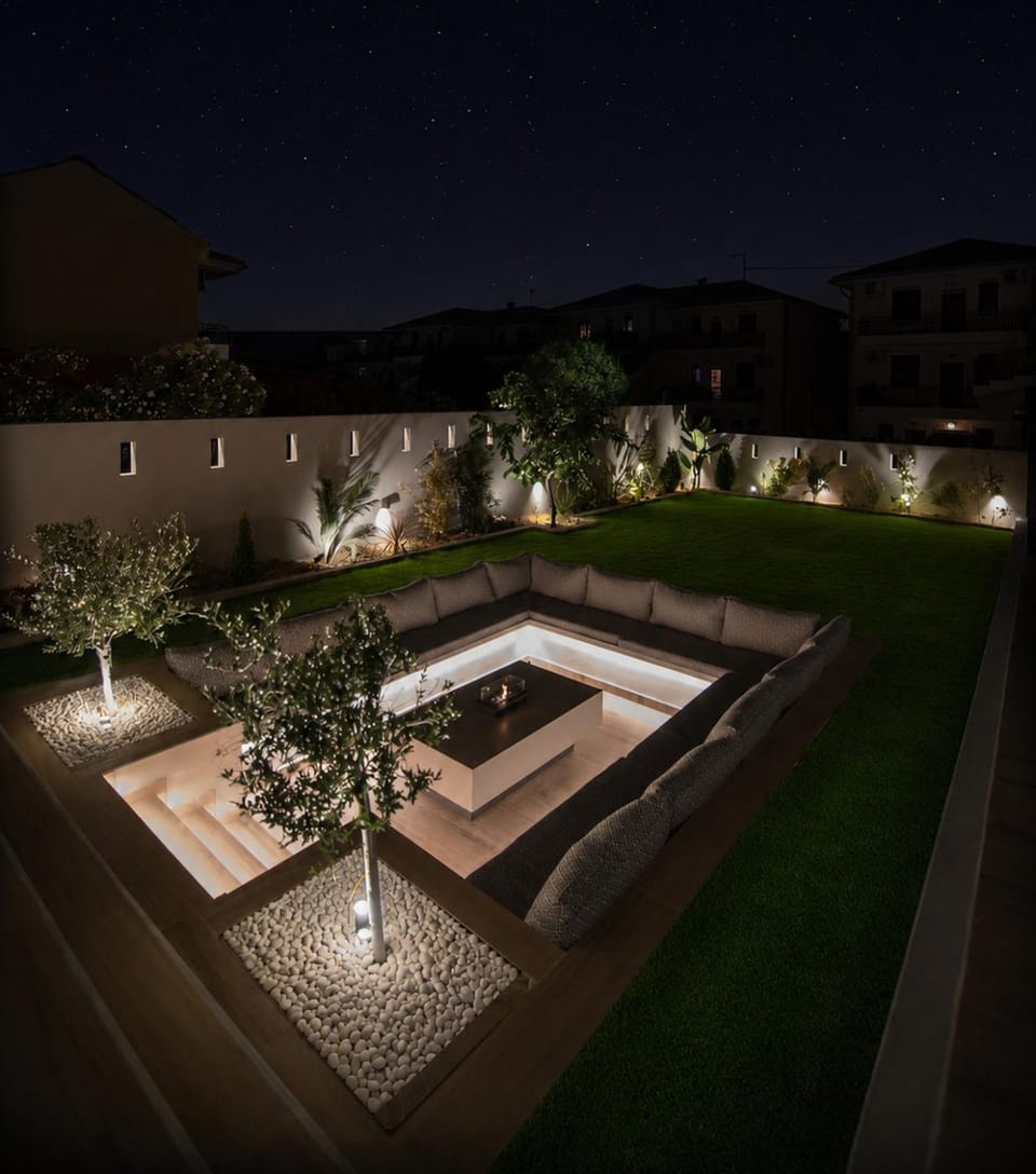 Patio, Natural landscape, Garden, Lounge or bar, Seating area, Garden view, Garden view, Area and facilities, fireplace