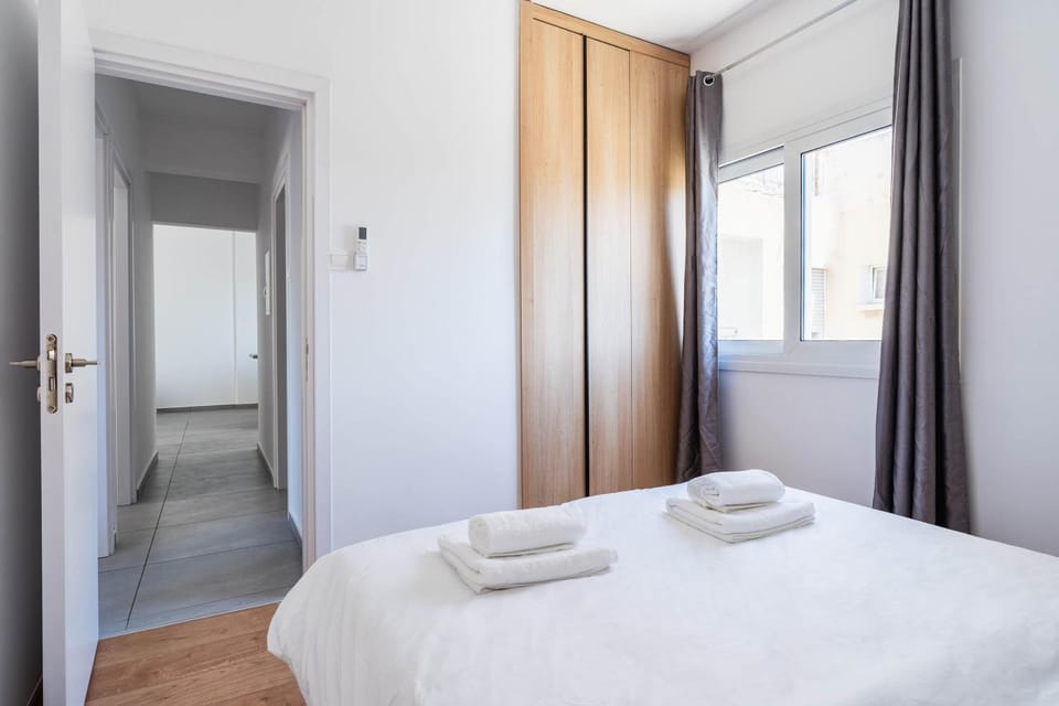 3BR Apt Near Beach & City Center Limassol Apartment in Limassol City