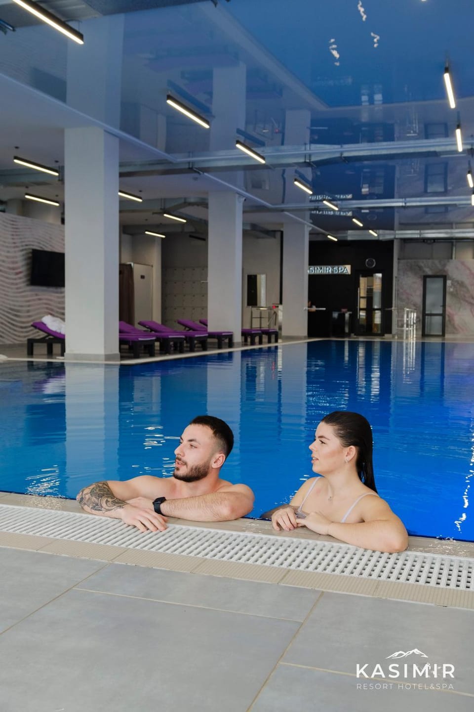 Swimming pool