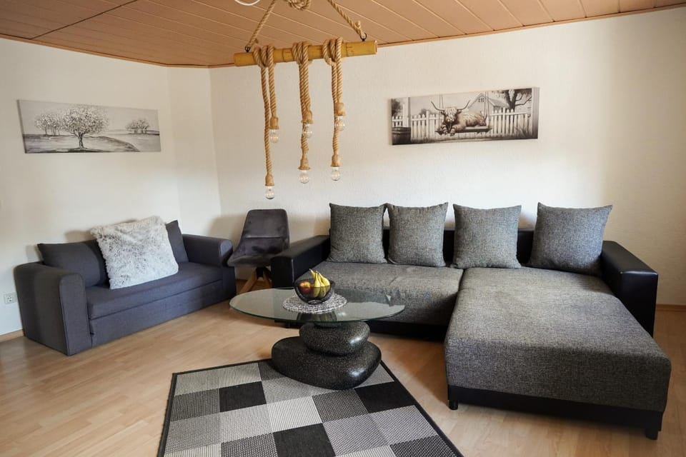 Living room, Seating area, pet friendly, pet friendly