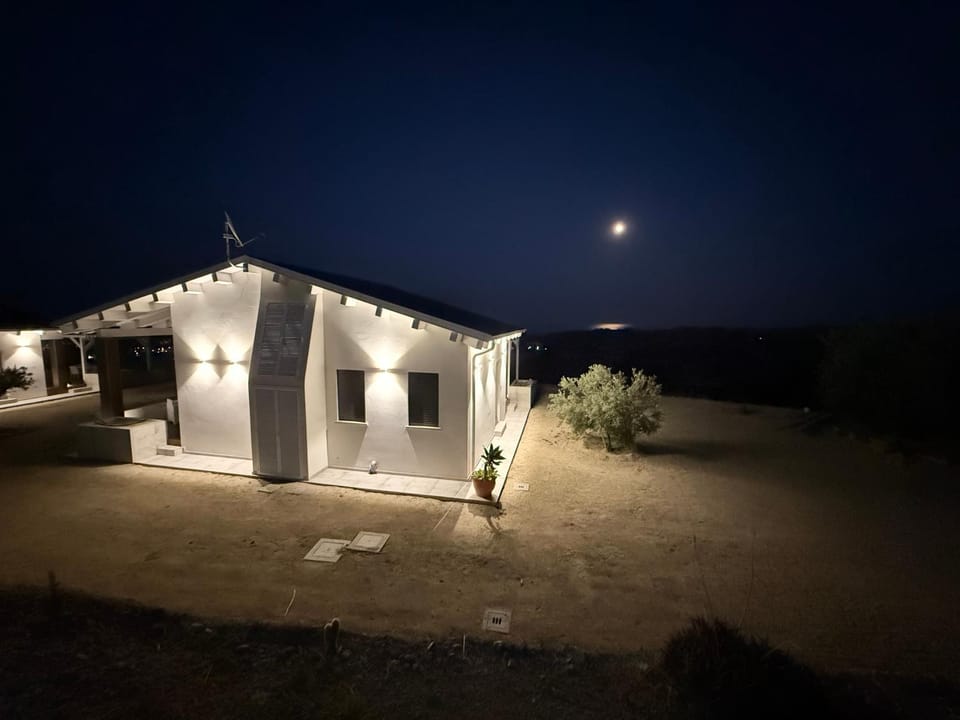 Property building, Night