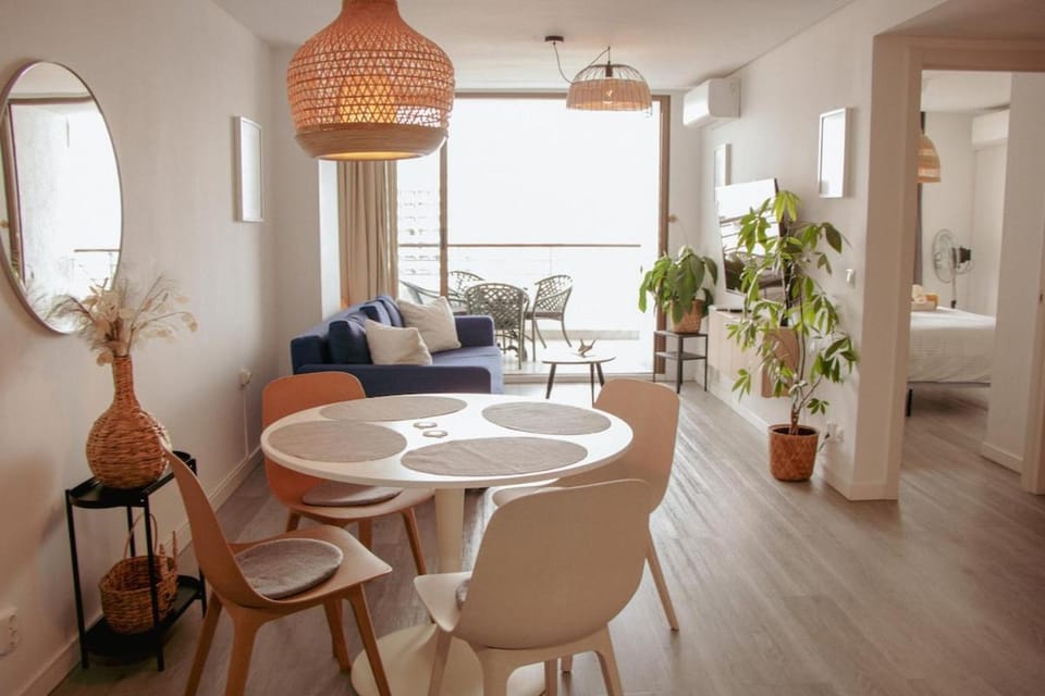 Bay View - La Nogalera - swimming Pool - Center Apartment in Torremolinos