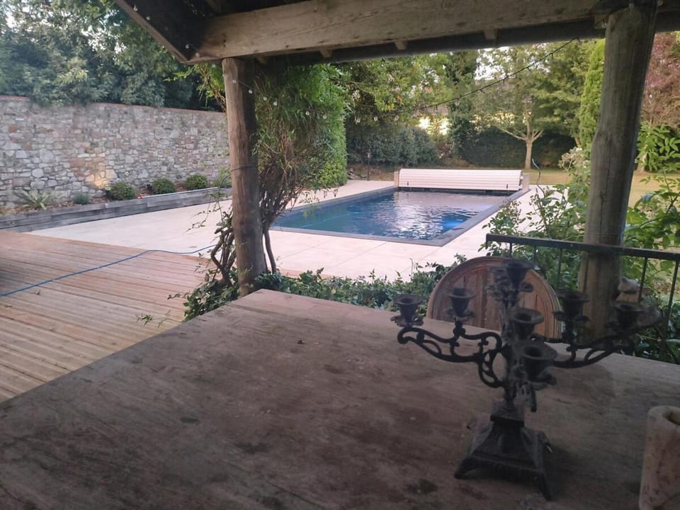 Maison de charme refaite à neuf Piscine & jacuzzi Villa in Normandy