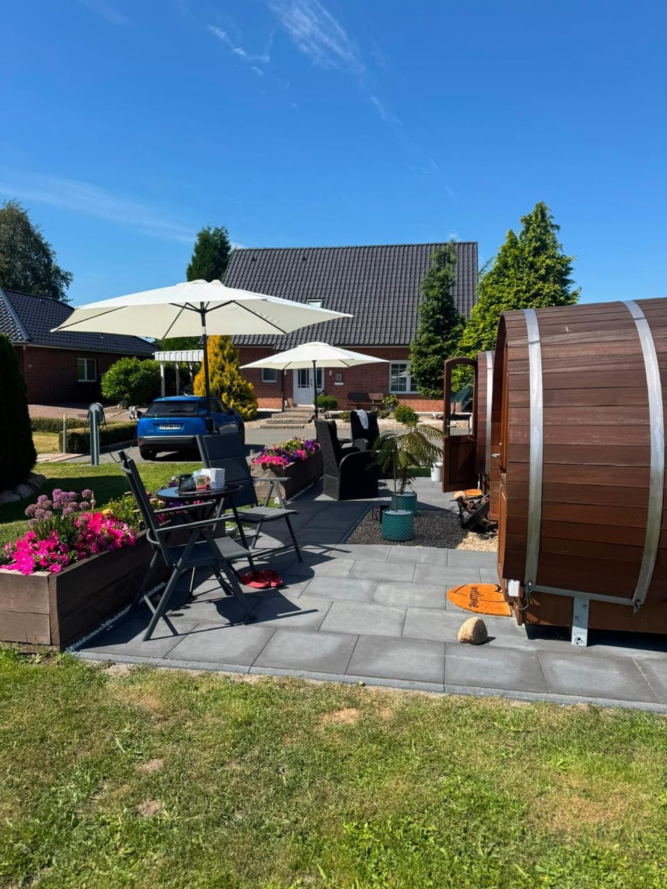 Claashoff Übernachtungsfass Luxury tent in Lower Saxony, Germany