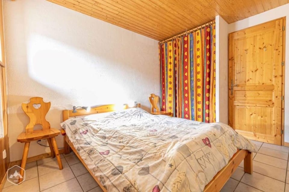 Property building, Living room, Bedroom