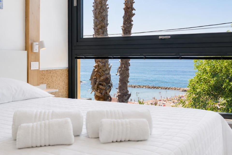 Hostdomus - Rosa dei Venti Apartment in Liguria