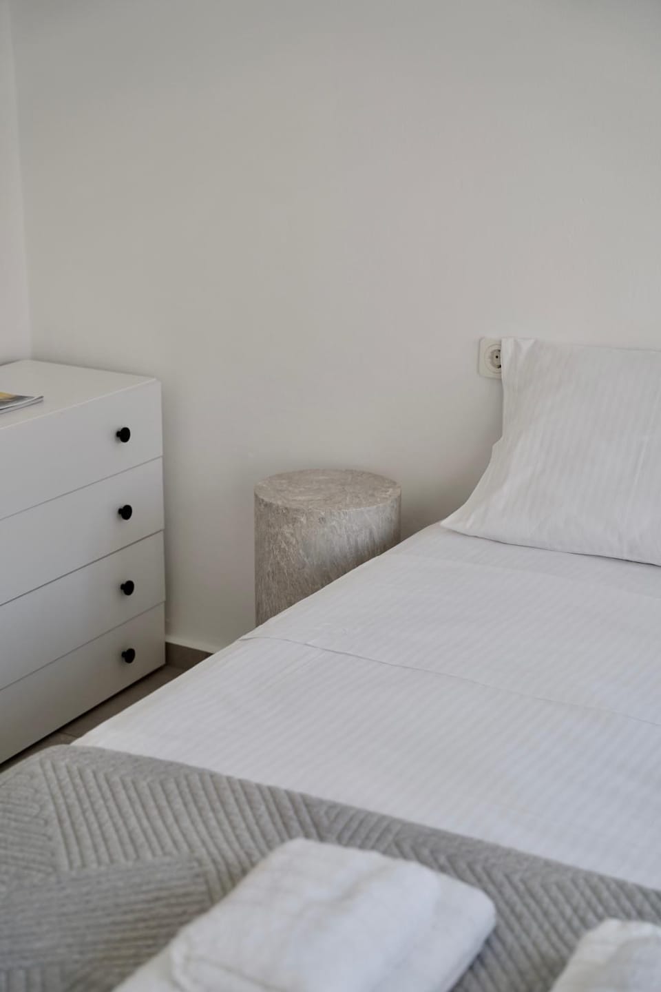 Drop in Apartment in Decentralized Administration of the Aegean