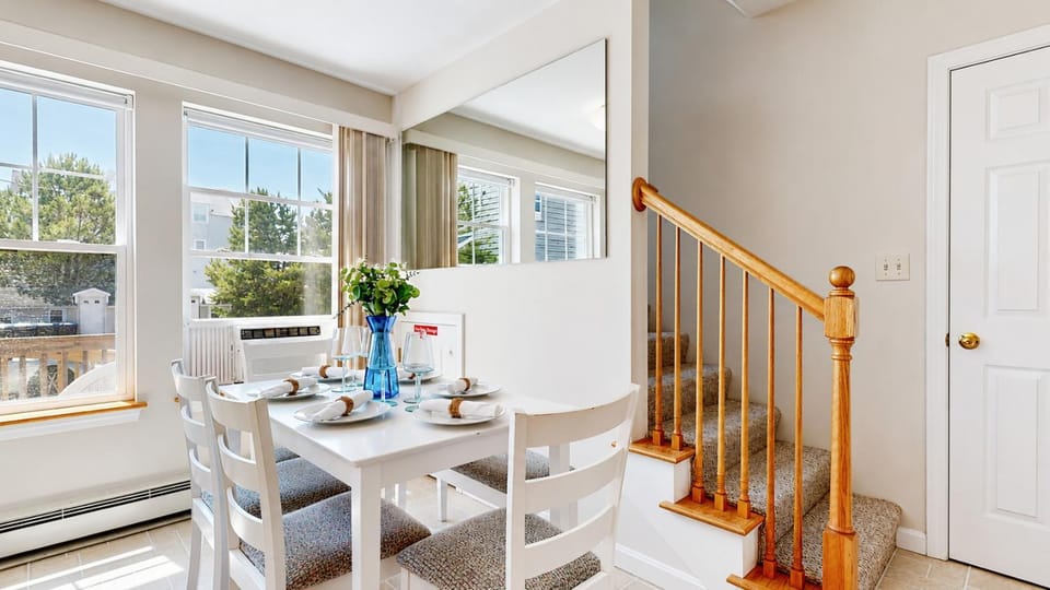 Cottage by the Sea #4 by Bayley Vacation Rentals House in Old Orchard Beach