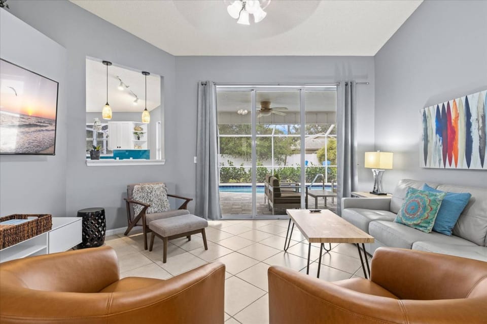 The Castaway Cottage House in Sarasota