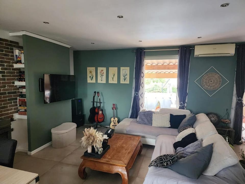 Villa 4 chambres, jusqu'à 8 personnes à Brignoles VAR Villa in Brignoles