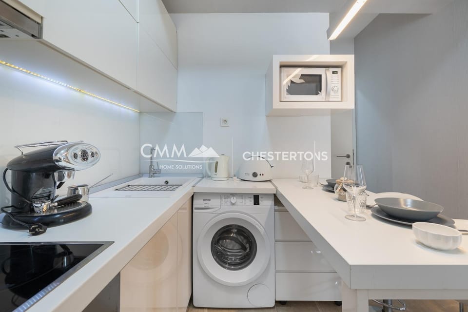Three Bedroom Condo in Tre canne Apartment in Budva